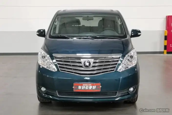 Lingzhi Plus 2021 Model Touring Edition 2.0L Manual Luxury Model 7 seat – фото 2