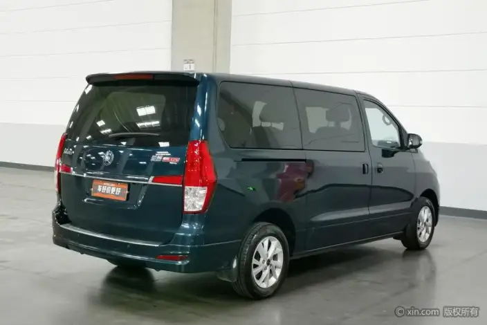 Lingzhi Plus 2021 Model Touring Edition 2.0L Manual Luxury Model 7 seat – фото 4