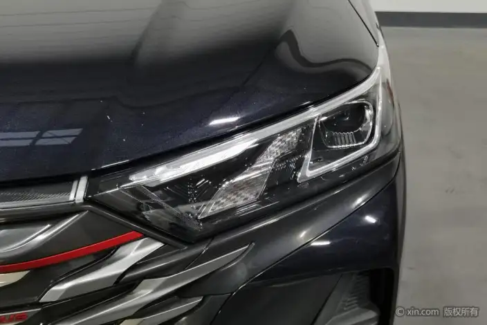 DFM AX7 2022 Model Mach Version 1.5T DCT DF41 – фото 7