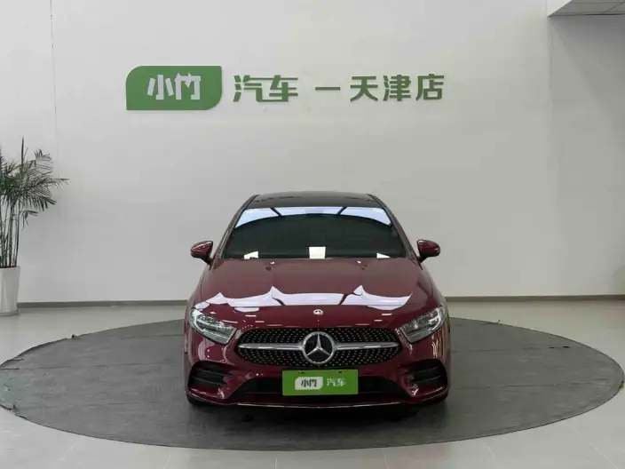 Mercedes-Benz A-class 2022 Model Facelift A 180 L Sports sedan – фото 2