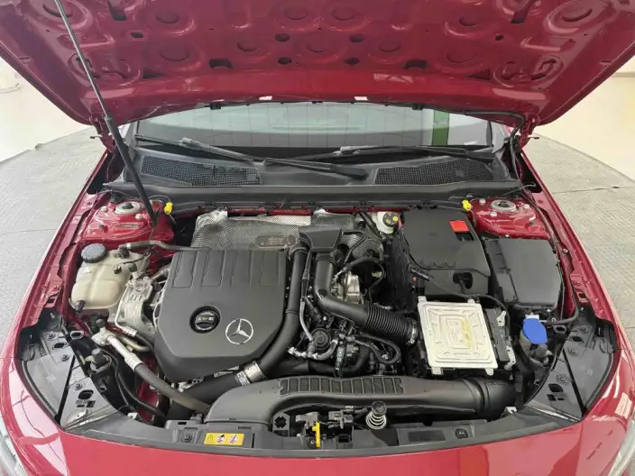 Mercedes-Benz A-class 2022 Model Facelift A 180 L Sports sedan – фото 8