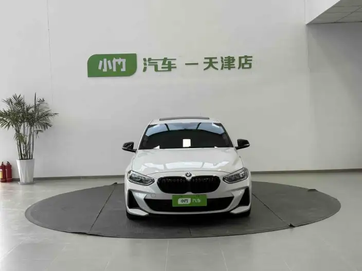 BMW 1 Series 2023 Model 120i M Sports Night Edition – фото 2