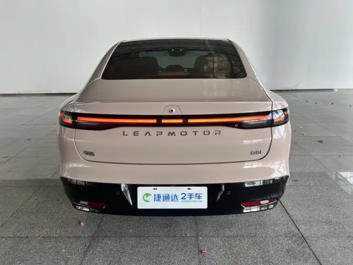 Leapmotor B01 2025 Model 650 Yuexiang Edition – фото 6