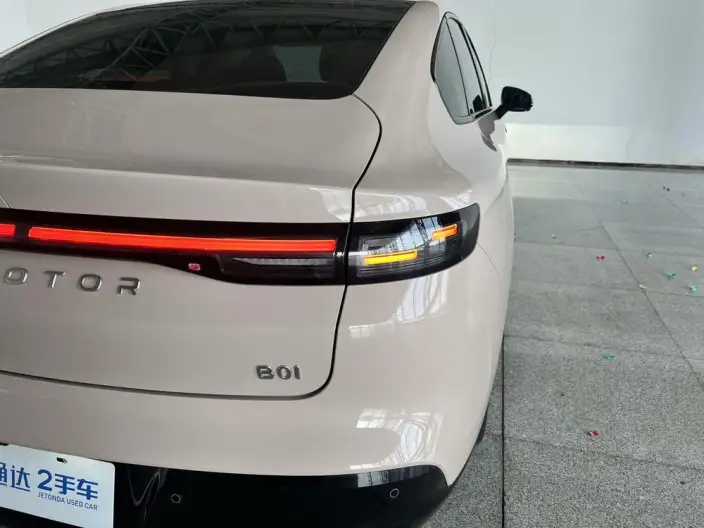 Leapmotor B01 2025 Model 650 Yuexiang Edition – фото 9
