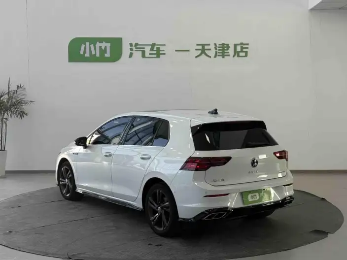 Volkswagen Golf 2023 Model 280TSI DSG R-Line Lite – фото 5