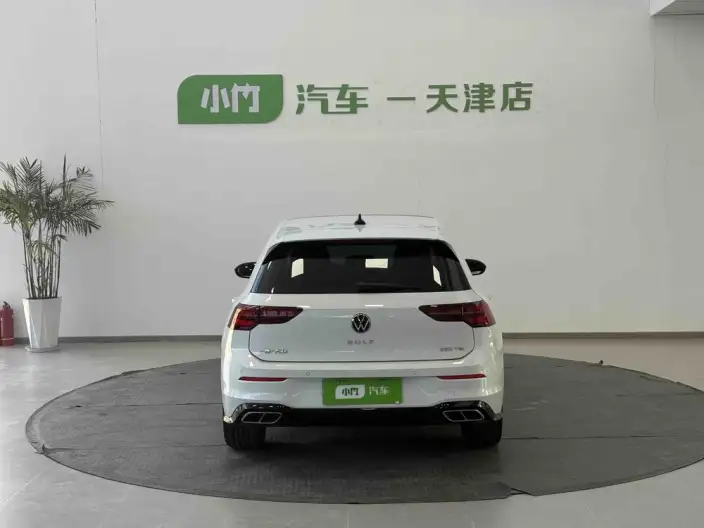 Volkswagen Golf 2023 Model 280TSI DSG R-Line Lite – фото 6