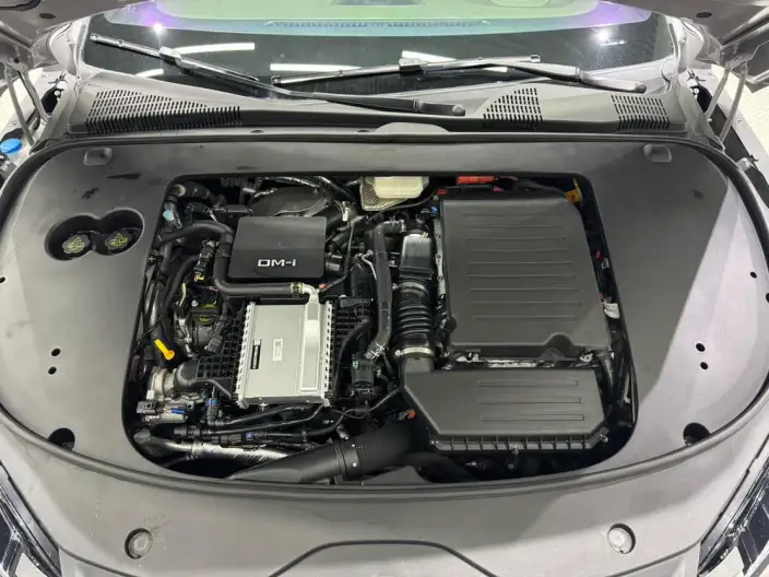 BYD Han DM 2025 Model Smart Driving Edition DM-i 125KM Zunrong Model – фото 9
