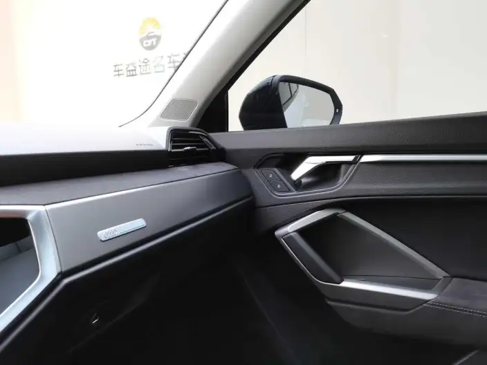 AUDI Q3 2023 Model 35 TFSI Fashion Dynamic Model – фото 10
