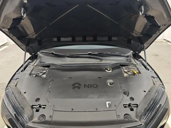 NIO ET5 2024 Model 75kWh – фото 10