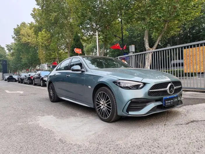 Mercedes-Benz C-Class 2026 Model C 260 L Sports sedan – фото 3