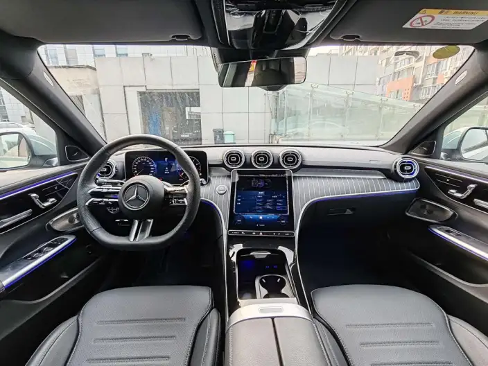 Mercedes-Benz C-Class 2026 Model C 260 L Sports sedan – фото 10