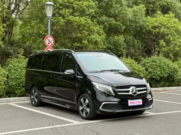 Mercedes-Benz V-Class 2021 Model V 260 Premium Edition – фото 2