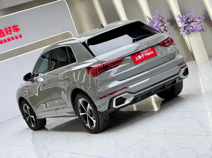 AUDI Q3 2025 Model quattro 45th Anniversary Collector Edition Edition 35 TFSI Fashion Dynamic Model – фото 4