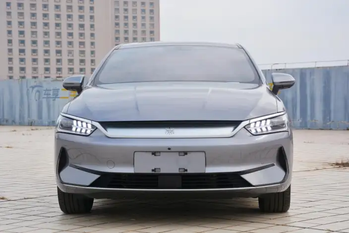 Qin Plus EV 2023 Model Champion Edition 420KM Leading Model – фото 2