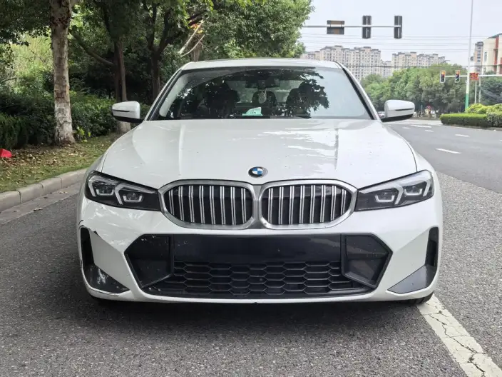 BMW 3 Series 2023 Model 320Li M Sports Set – фото 2