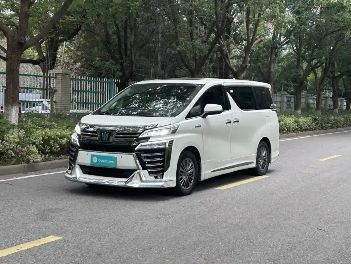 Vellfire 2021 Model Toyota Crown Hybrid 2.5L HV Deluxe Edition – фото 1
