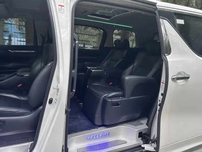 Vellfire 2021 Model Toyota Crown Hybrid 2.5L HV Deluxe Edition – фото 9