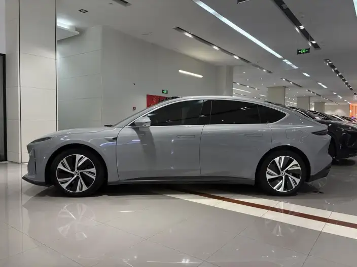NIO ET5 2022 Model 75kWh – фото 3