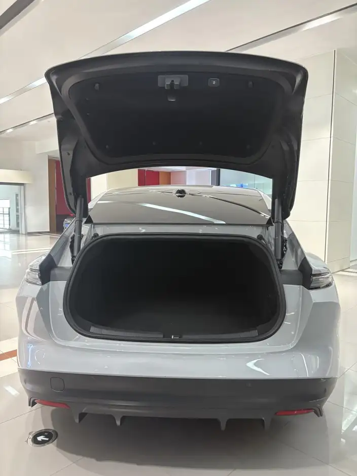 NIO ET5 2022 Model 75kWh – фото 7