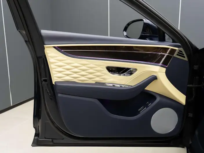 Continental Flying Spur 2022 Model 4.0T V8 Standard Edition – фото 10