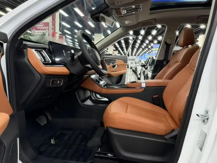 **Jetour Mountain Sea L7** 2026 Model Beyond Edition 130km Deluxe Edition – фото 8