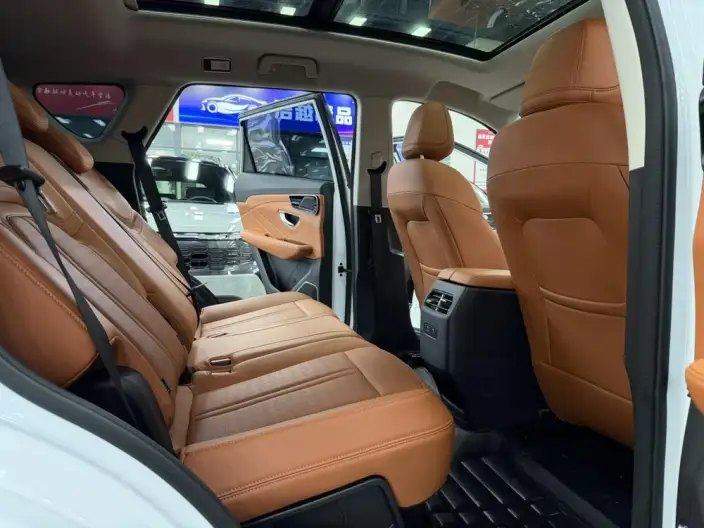 **Jetour Mountain Sea L7** 2026 Model Beyond Edition 130km Deluxe Edition – фото 9