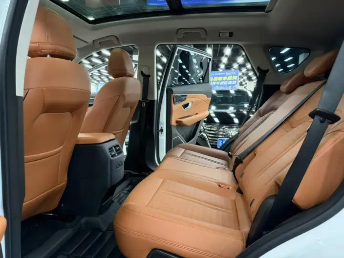**Jetour Mountain Sea L7** 2026 Model Beyond Edition 130km Deluxe Edition – фото 10