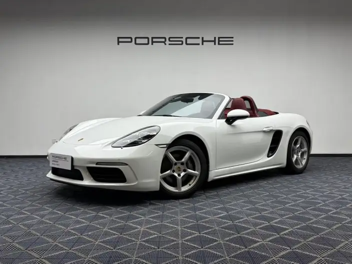 Porsche 718 2022 Model Boxster 2.0T