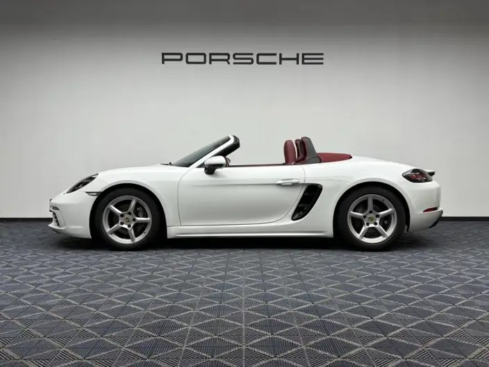 Porsche 718 2022 Model Boxster 2.0T – фото 10
