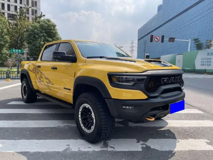 RAM Trucks 2023 Model 6.2T Automatic 4WD 5 seat Parallel Imported – фото 3