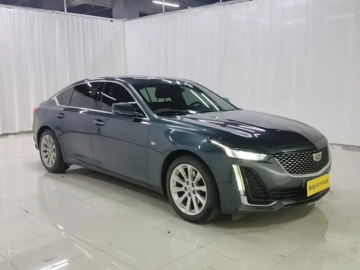 Cadillac CT5 2022 Model 28T Fashion Model – фото 3