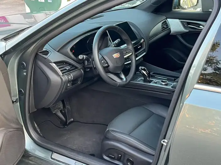 Cadillac CT5 2022 Model 28T Luxury Model – фото 9