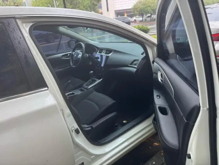 Nissan Sylphy 2022 Model Classic 1.6 XE CVT Comfort Edition – фото 5