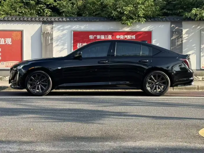 Cadillac CT5 2023 Model 28T Noble Model – фото 3