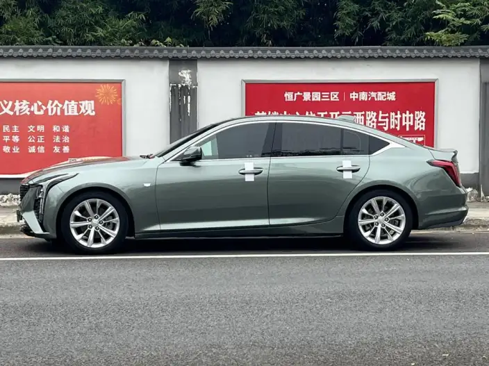 Cadillac CT5 2024 Model 28T Luxury Model Pro – фото 3