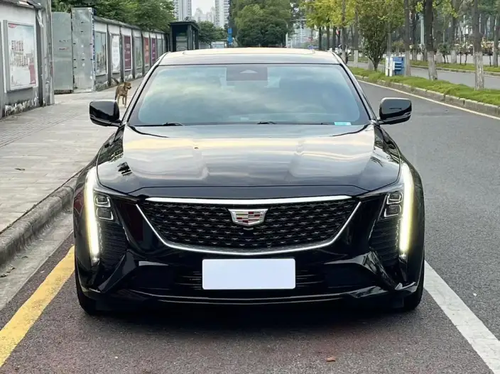 Cadillac CT5 2025 Model 28T Lincoln Town Sports Edition – фото 2