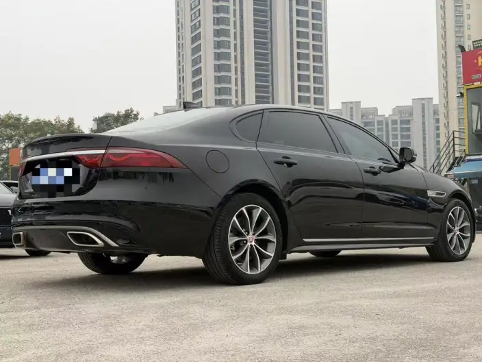 Jaguar XFL 2022 Model 2.0T P250 2WD Elite Sports Edition – фото 6