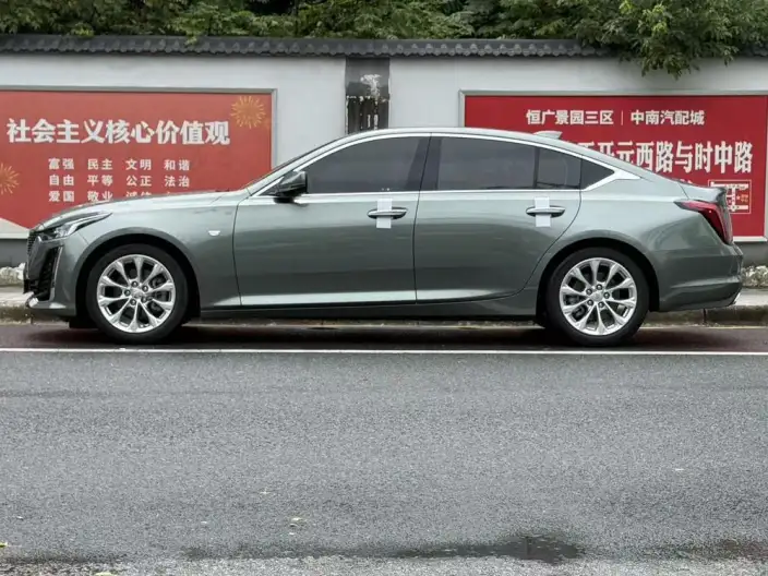 Cadillac CT5 2023 Model 28T Luxury Model Standard Edition