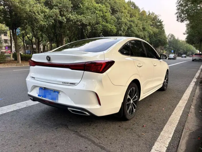Changan Eado 2022 Model PLUS Blue whale NE 1.4T GDI DCT Flagship Model – фото 6