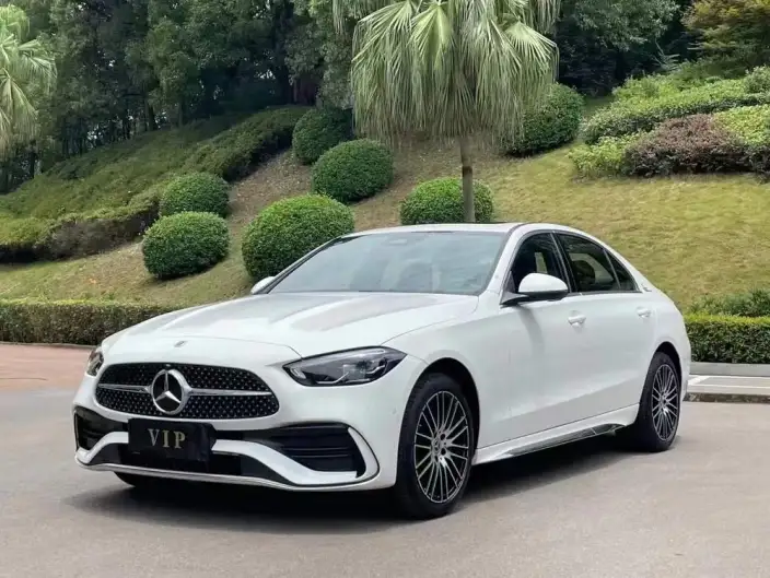 Mercedes-Benz C-Class 2023 Model C 200 L Sports Edition – фото 1