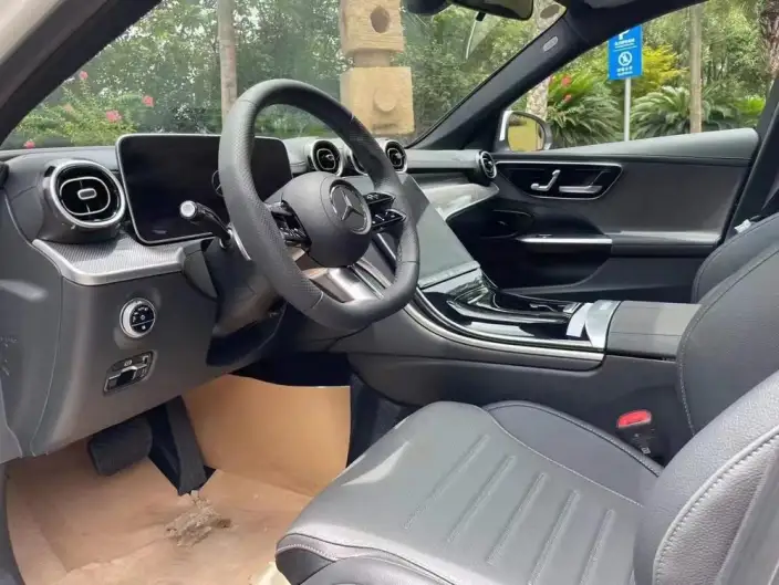 Mercedes-Benz C-Class 2023 Model C 200 L Sports Edition – фото 8