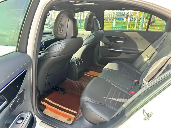 Mercedes-Benz C-Class 2023 Model C 200 L Sports Edition – фото 9