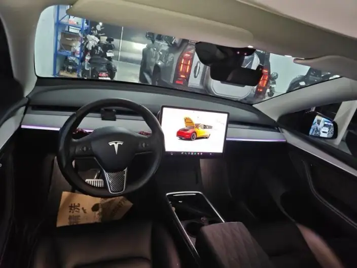 Model Y 2022 Model Rear-wheel drive version – фото 5
