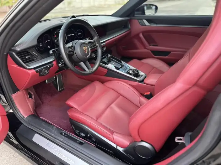 PORSCHE 911 2023 Model Carrera 3.0T – фото 10