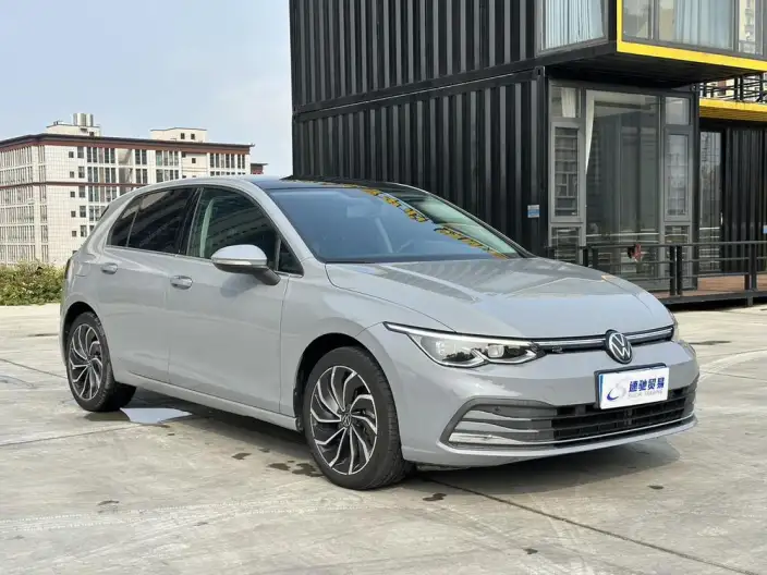 Volkswagen Golf 2021 Model 280TSI DSG Pro – фото 3