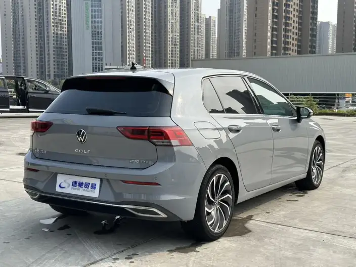 Volkswagen Golf 2021 Model 280TSI DSG Pro – фото 7