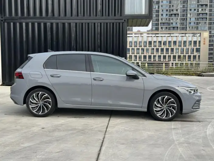 Volkswagen Golf 2021 Model 280TSI DSG Pro – фото 8