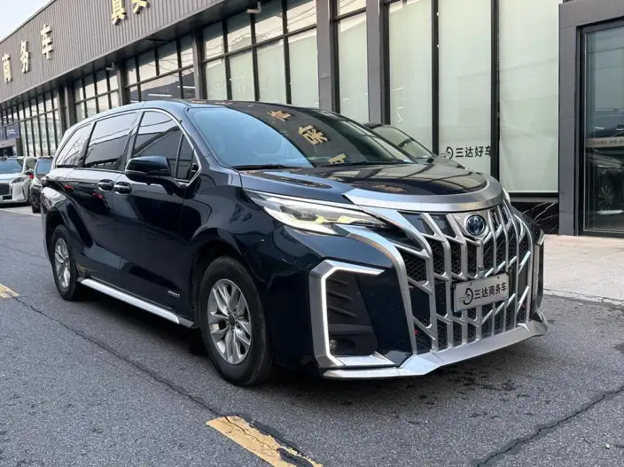 Granvia 2023 Model Intelligent Hybrid 2.5L Comfort Edition – фото 3