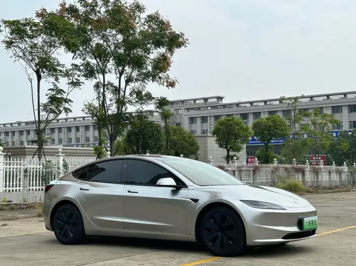 Model 3 2023 Model Rear-wheel drive version – фото 3