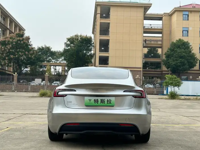 Model 3 2023 Model Rear-wheel drive version – фото 6